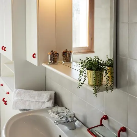 We - House Of Stars - Διαμέρισμα