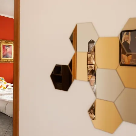 Apartment We - House Of Stars - Bologna