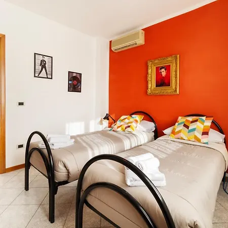 We - House Of Stars - *