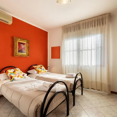 Apartment We - House Of Stars - Bologna