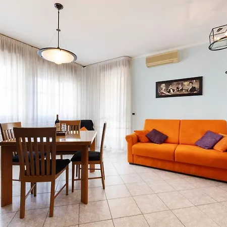 We - House Of Stars - Lägenhet