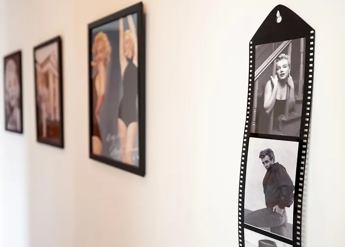 We - House Of Stars - Apartment *